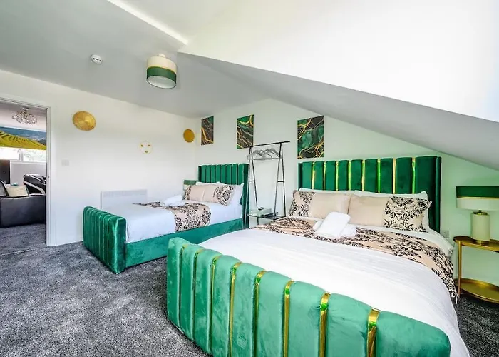 -3F421- For Your Relaxed, Cosy Stay, Free Parking