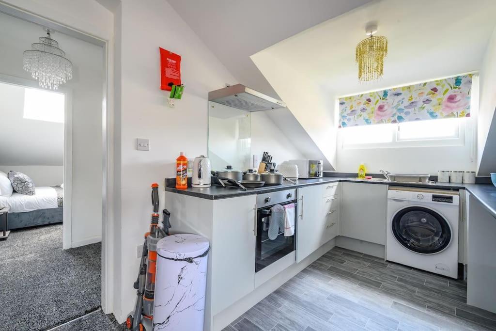 Apartment -3f421- For Your Relaxed, Cosy Stay, Free Parking