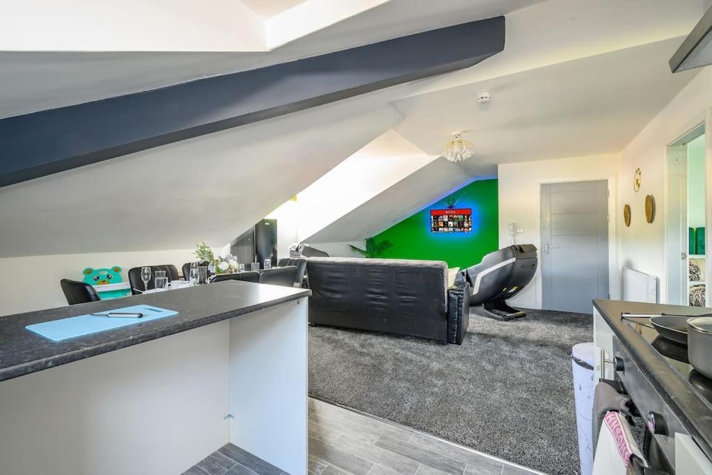-3f421- For Your Relaxed, Cosy Stay, Free Parking Apartment